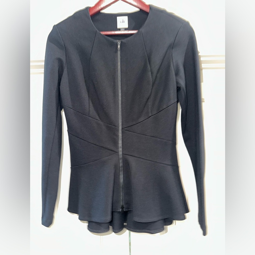 CAbi 5850 Crisscross Blazer XS | Tailored & Chic